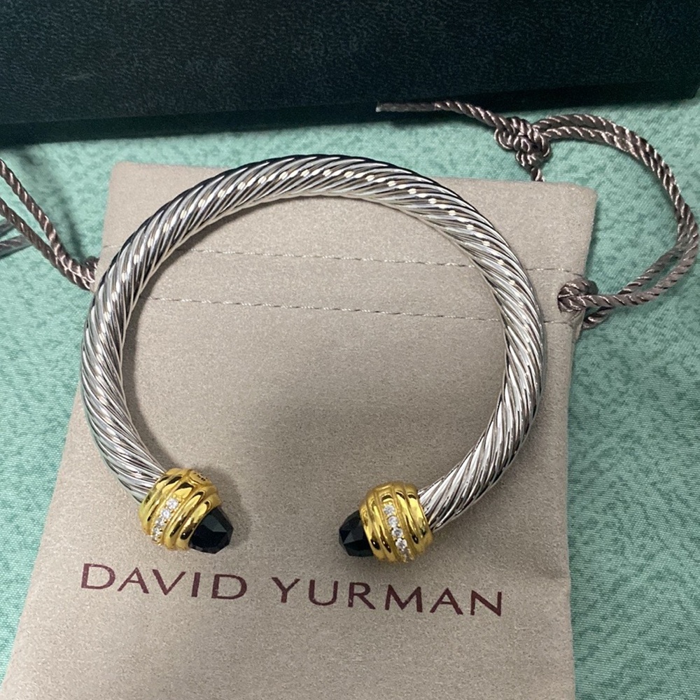 AUTHENTIC David Yurman women’s bracelet